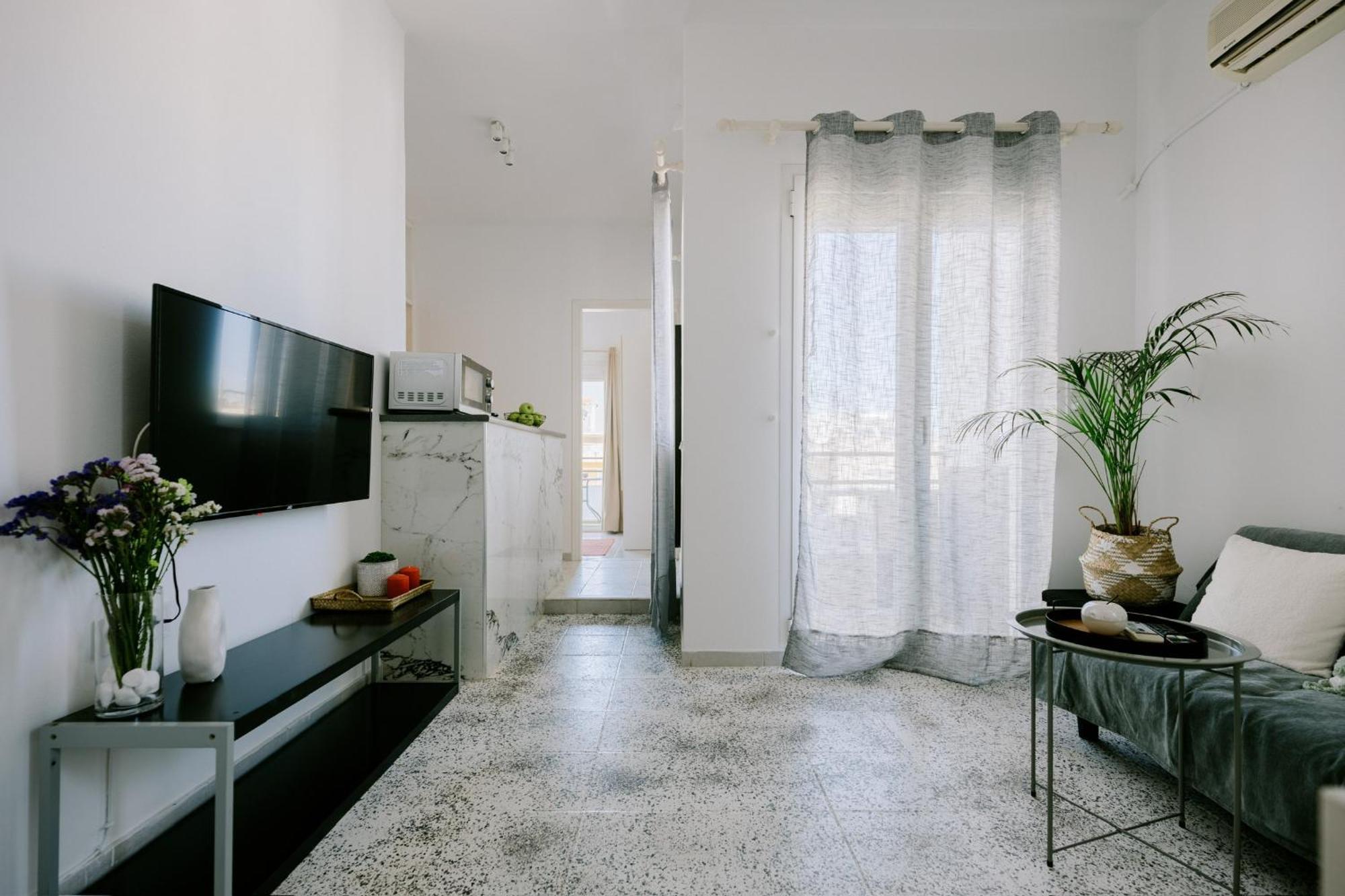 Stadium Apartment